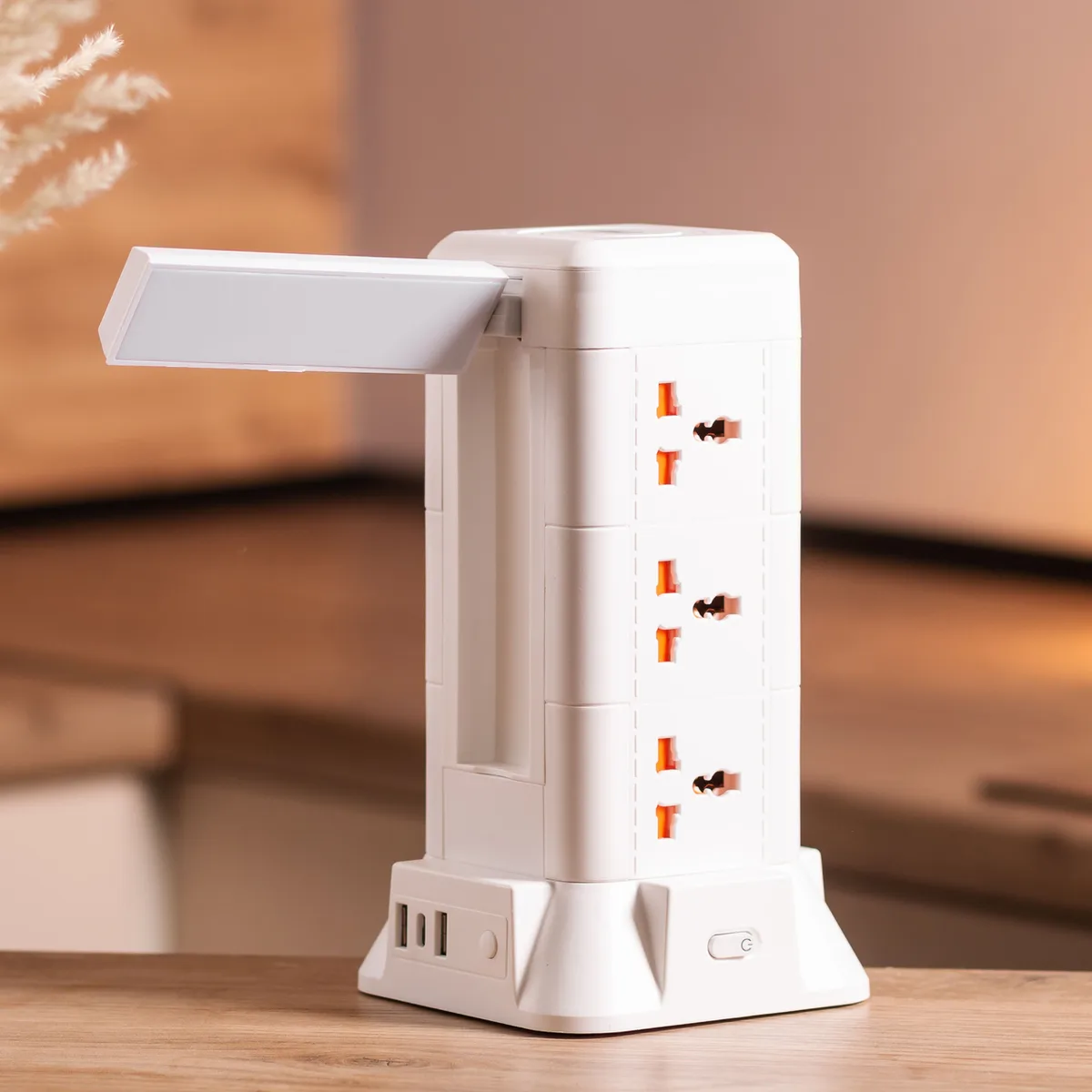 Мережевий фільтр подовжувач 4.8 м з лампою на 9 універсальних розеток з 2 USB, 1 Type-C, бездротова зарядка HP-5-7MF