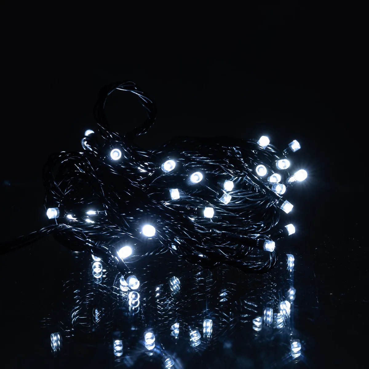 Новорічна кімнатна гірлянда нитка 6 м 50 LED чорний провід Білий W50LED6MBW
