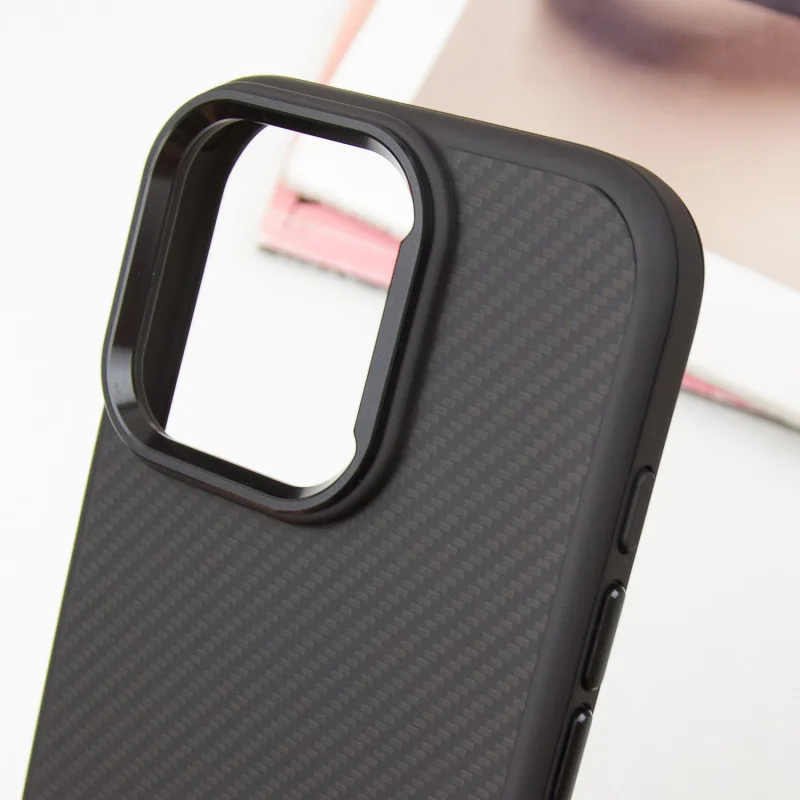 Чохол TPU+PC Carbon with MagSafe для Apple iPhone 16 Pro (6.3